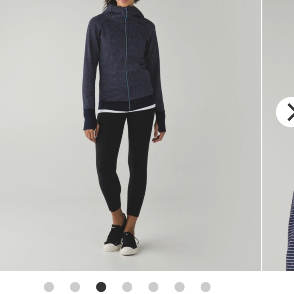 Like new Lululemon Scuba hoodie - Picture 3 of 12